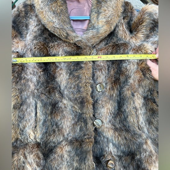 Fur coat - Picture 8 of 9